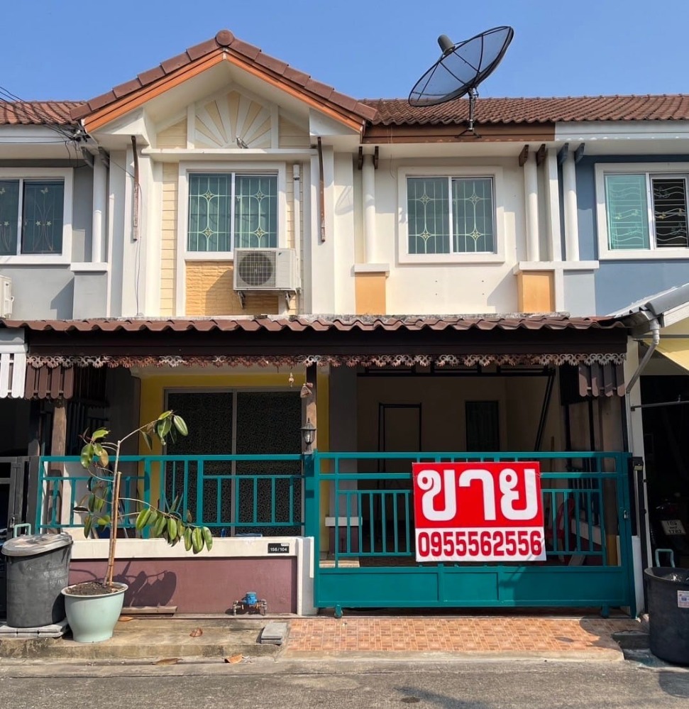 For SaleTownhomeNonthaburi, Bang Yai, Bangbuathong : Townhouse for sale, Pruksa Ville Village 11, area 18 sq m, price 2.10 million baht #Urgent sale, owner goes abroad.