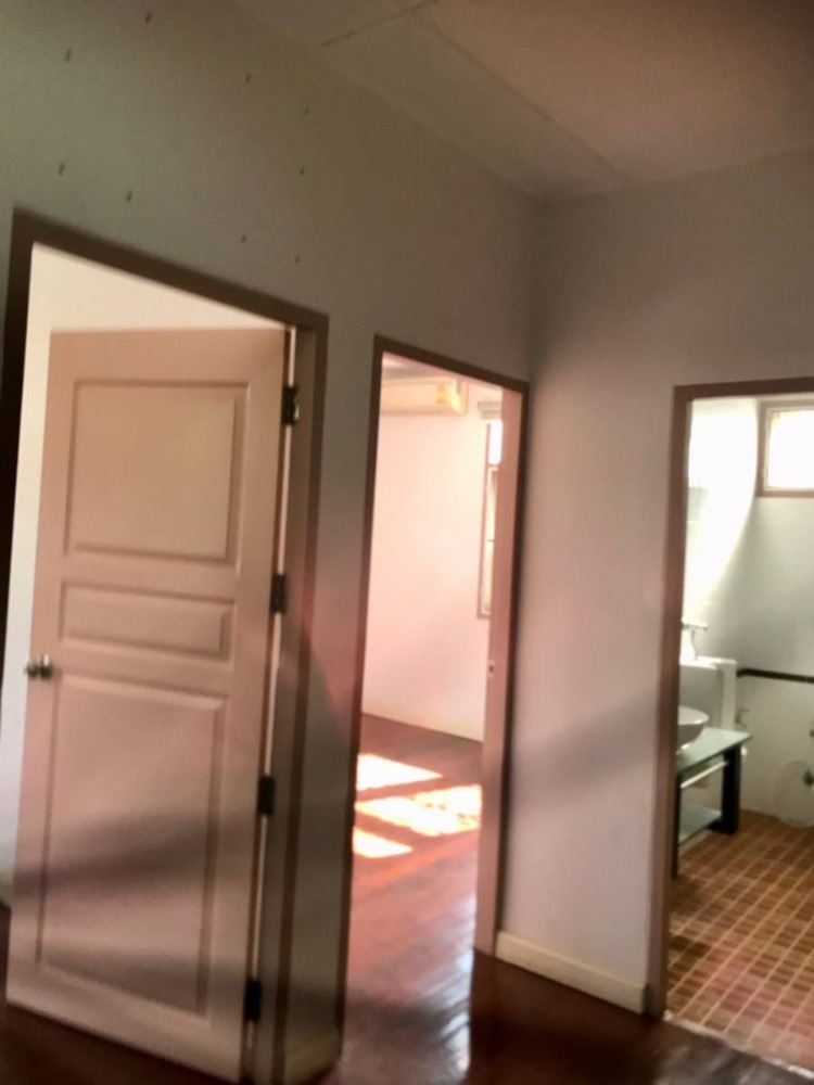 For SaleHouseSapankwai,Jatujak : House Soi Sailom (Soi Phahonyothin 8) / 4 Bedrooms (SALE) NUB623