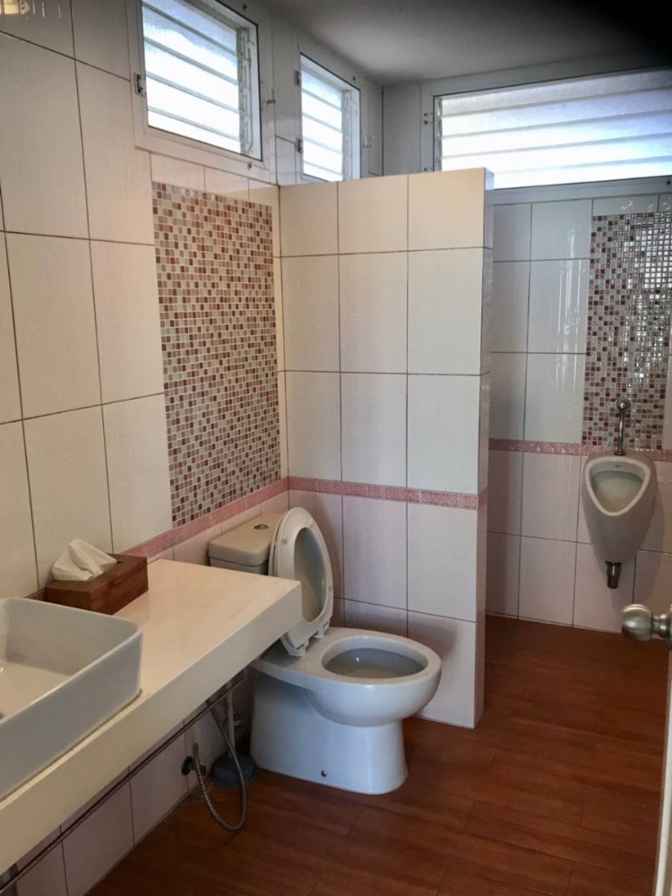 For SaleHouseSapankwai,Jatujak : House Soi Sailom (Soi Phahonyothin 8) / 4 Bedrooms (SALE) NUB623