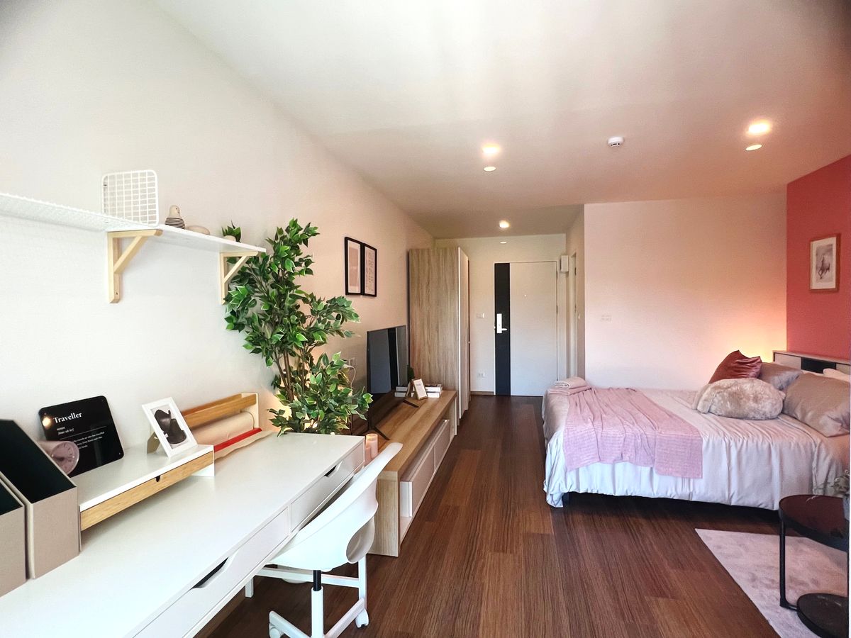 For SaleCondoEakachai, Bang Bon : Condo for sale, Lumpini Condo Town Ekkachai 48, near BTS Wutthakat, MRT Bang Khae, size 30 sq m., large room, separate kitchen, reserve today for free! Complete electrical appliances Free transfer day expenses, convenient travel to Bang Bon, Dao Khanong,