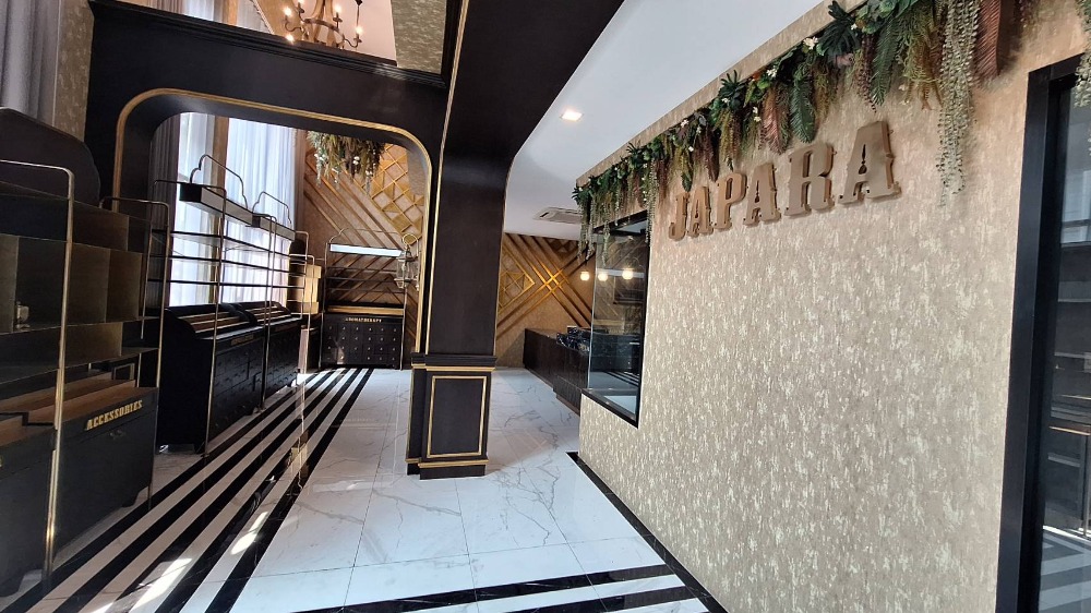 ขายโฮมออฟฟิศบางนา แบริ่ง ลาซาล : Luxurious 4-Storey Home Office for Sales at CASCADE BANGNA