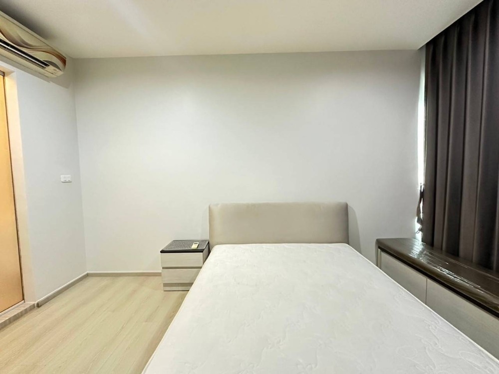 For RentCondoRatchadapisek, Huaikwang, Suttisan : Rent 1 bedroom, 1 bathroom, Life Ratchadaphisek, large room, cheap rental.