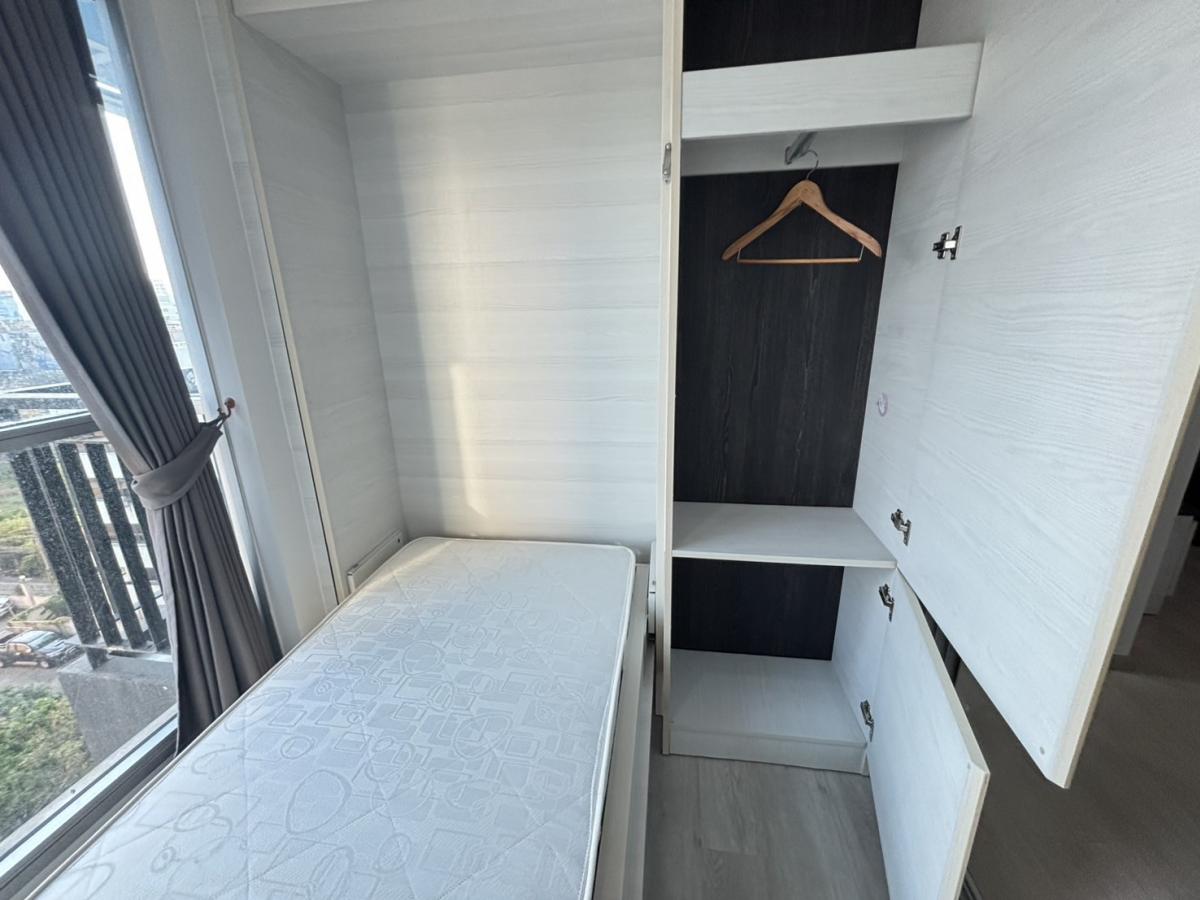 For RentCondoRatchadapisek, Huaikwang, Suttisan : Rent 1 bedroom, 1 bathroom, Life Ratchadaphisek, large room, cheap rental.