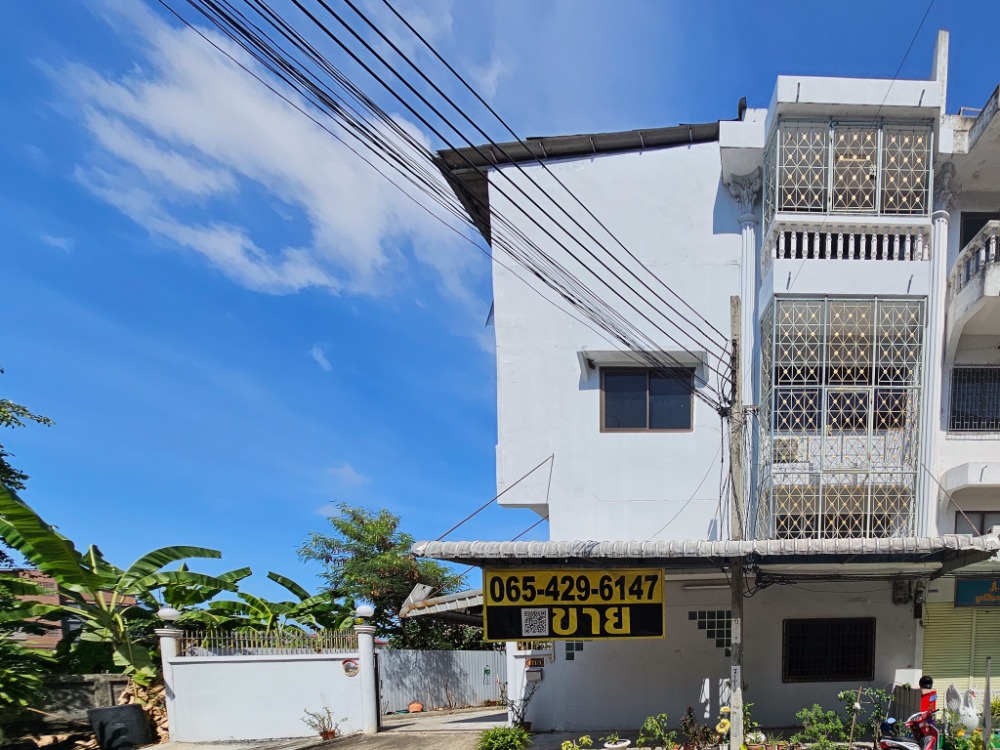 For SaleShop HouseRama 2, Bang Khun Thian : Commercial building for sale, 3.5 floors, 45.8 sq m, Rama 2 Soi 69, Intersection 15, near Lotus Rama 2, cheap price.
