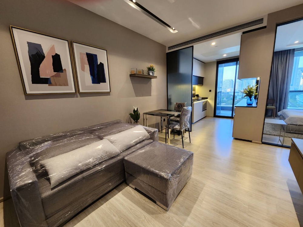 ให้เช่าคอนโดสุขุมวิท อโศก ทองหล่อ : ให้เช่า คอนโดใหม่ เดอะ รูม สุขุมวิท 38 The Room Sukhumvit 38 1 ห้องนอน 52 ตรม. มีระเบียงใหญ่ วิวโล่ง BTSทองหล่อ