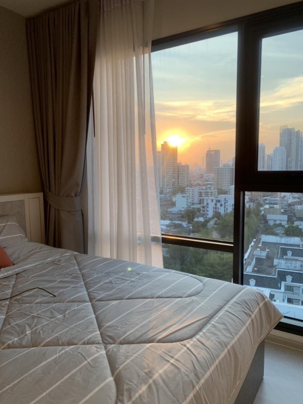 ให้เช่าคอนโดสุขุมวิท อโศก ทองหล่อ : For RENT : *New room* ห้องใหม่มือ 1 แต่งสวย   พร้อมเข้าอยู่ รีบโทรนะ 095-3905490