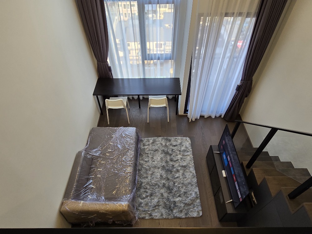 ให้เช่าคอนโดสยาม จุฬา สามย่าน : Park Origin Chula - Samyan 【𝐑𝐄𝐍𝐓】🔥 ห้องใหม่!!  พร้อมเฟอร์นิเจอร์ ส่วนกลางครบครัน ใกล้ MRT สามย่าน 🔥ติดต่อไลน์ไอดี: @hacondo