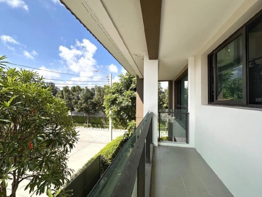 ขายบ้านบางนา แบริ่ง ลาซาล : ขายบ้านเดอะซิตี้ 96 ตร.ว. The City บางนา หลังมุม พร้อมอยู่