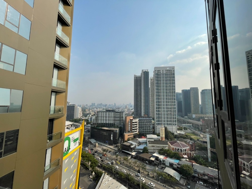 For RentCondoLadprao, Central Ladprao : For rent, cheap price, large room, 1 bedroom, high floor