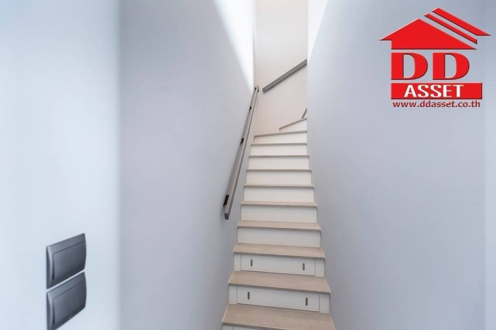 ให้เช่าคอนโดอ่อนนุช อุดมสุข : For rent  THE LINE SUKHUMVIT 101 เดอะไลน์ สุขุมวิท 101 ติดถนนสุขุมวิท ใกล้ BTS ปุณณวิถี  รหัส C8112