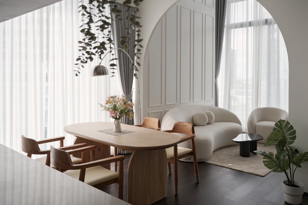 ให้เช่าคอนโดสุขุมวิท อโศก ทองหล่อ : 🏙️DUPLEX หรูห้องมุม 2 นอน วิวสวน ตกแต่งสวย เฟอร์ครบ รวมบริการทำความสะอาด 1 ครั้งต่อสัปดาห์