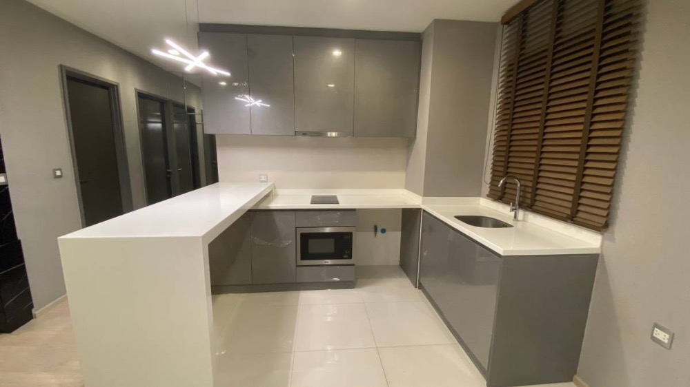 ขายคอนโดราชเทวี พญาไท : ขาย ด่วน 2ห้องนอน 2ห้องน้ำ (ห้องใหม่) Rhythm rangnam ริธึ่ม รางน้ำ