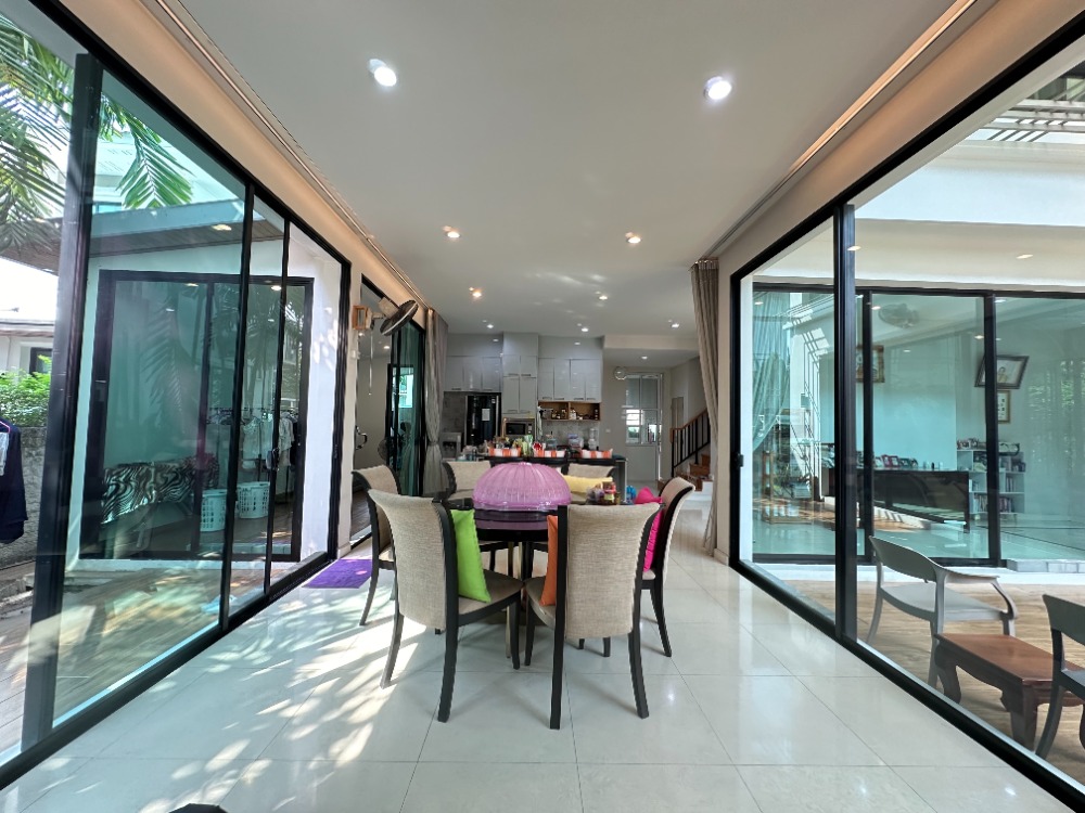 ขายบ้านท่าพระ ตลาดพลู วุฒากาศ : ✨ โปรสิ้นปี 2568!  
บ้านหรู  ใกล้ BTS บางหว้า
ราคาพิเศษ บ้านหลังใหญ่ 450 ตร.ม.
5 ห้องนอน • ที่ดิน 86 ตร.วา