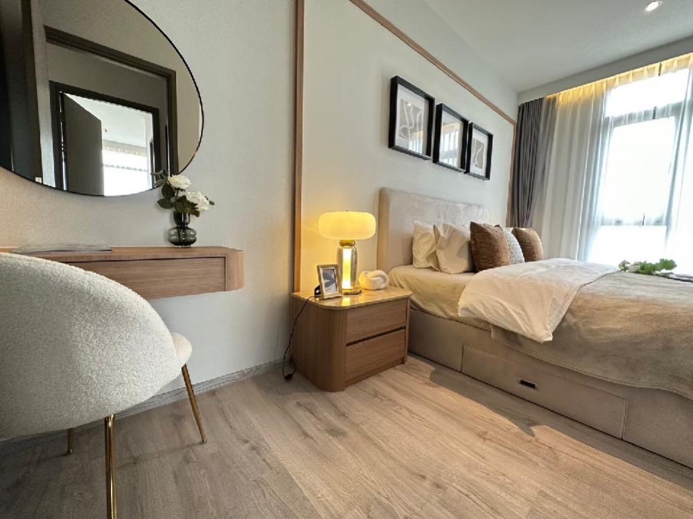 ขายคอนโดสุขุมวิท อโศก ทองหล่อ : 🔥🔥𝙎𝙃𝙊𝘾𝙆 𝘿𝙀𝘼𝙇🔥🔥 RHYTHM EKKAMAI ESTATE  คอนโดสุดหรูใจกลางเอกมัย  ห้องใหญ่พร้อมอยู่  พร้อมเอกสิทธิ์ที่เหนือระดับ✨ 2นอน 2น้ำ  81.5ตรม. เริ่ม  𝟏𝟒.𝟕 ล้าน* 📞 𝟎𝟔𝟏-𝟒𝟓𝟎𝟎𝟗𝟒𝟒