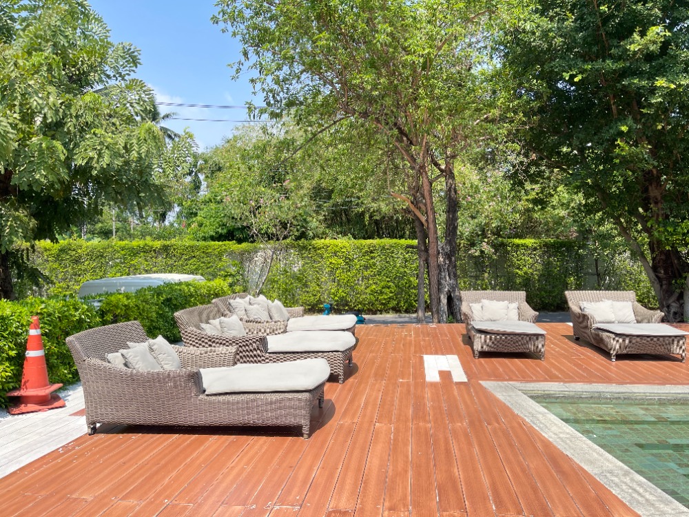 ขายบ้านท่าพระ ตลาดพลู วุฒากาศ : ✨ โปรสิ้นปี 2568!  
บ้านหรู  ใกล้ BTS บางหว้า
ราคาพิเศษ บ้านหลังใหญ่ 450 ตร.ม.
5 ห้องนอน • ที่ดิน 86 ตร.วา