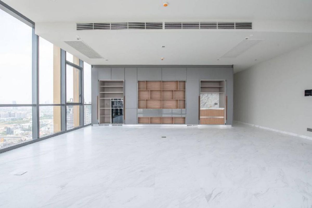 For RentCondoSukhumvit, Asoke, Thonglor : 🔥 For Rent!The Monument Thonglo 3 Bedrooms 4 Bathrooms 252.61 Sq.M. 35th+ Floor Semi Furnished 🔥 THB 300,000/Month! 