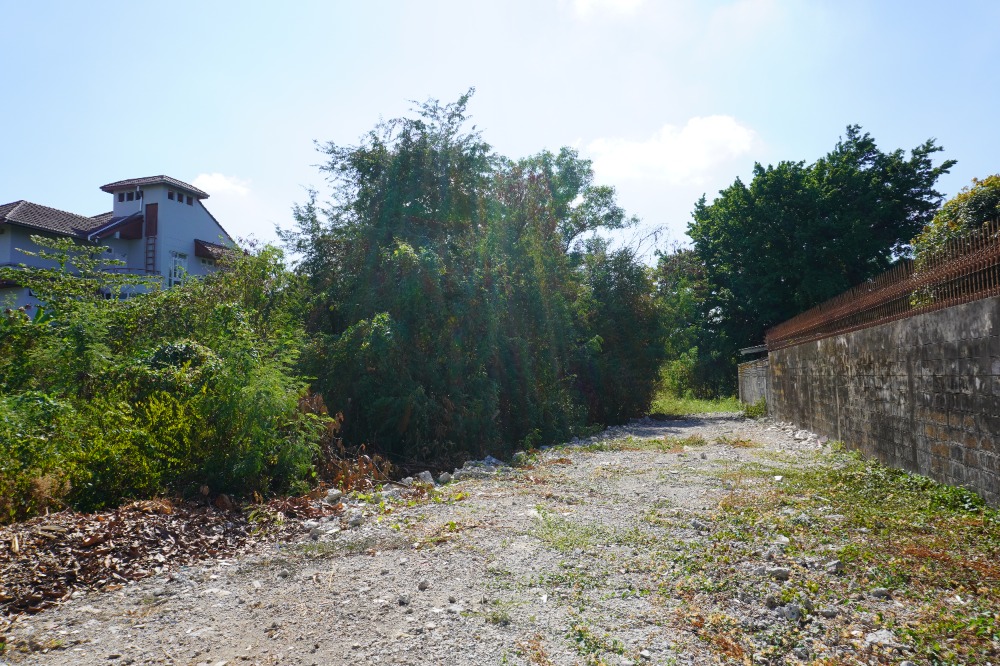 For SaleLandKasetsart, Ratchayothin : Land for Sale, pahonyothin , 409 sq.w., Prime Location