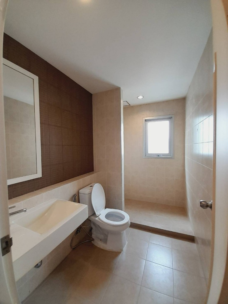 For SaleCondoRathburana, Suksawat : Condo for sale, Ivy River Ratburana, 17th floor, river view 360ฺ Asiatique View (N.886)