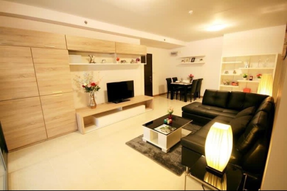 For RentCondoRama9, Petchburi, RCA : 📌Ready to move in Condo    Supalai Park Ekkamai - Thonglor  📌 Line : @jhrrealestate