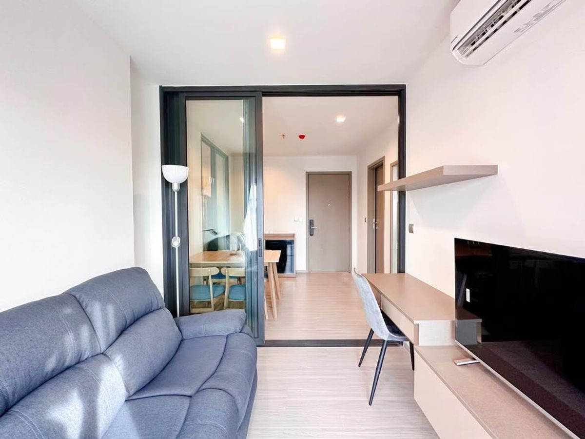 For RentCondoRama9, Petchburi, RCA : 📌Ready to move in Condo   Life Asoke Hype    📌 Line : @jhrrealestate