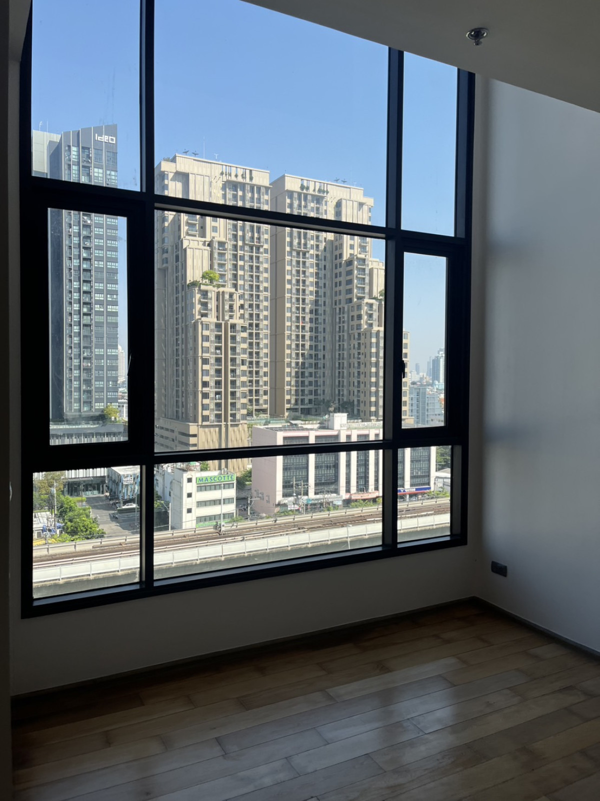 For SaleCondoWongwianyai, Charoennakor : FOR SALE Condo , Fuse Sathorn - Taksin , BTS-Wongwian Yai , Bang Lamphu Lang , Khlong San , Bangkok ,  CX-25161