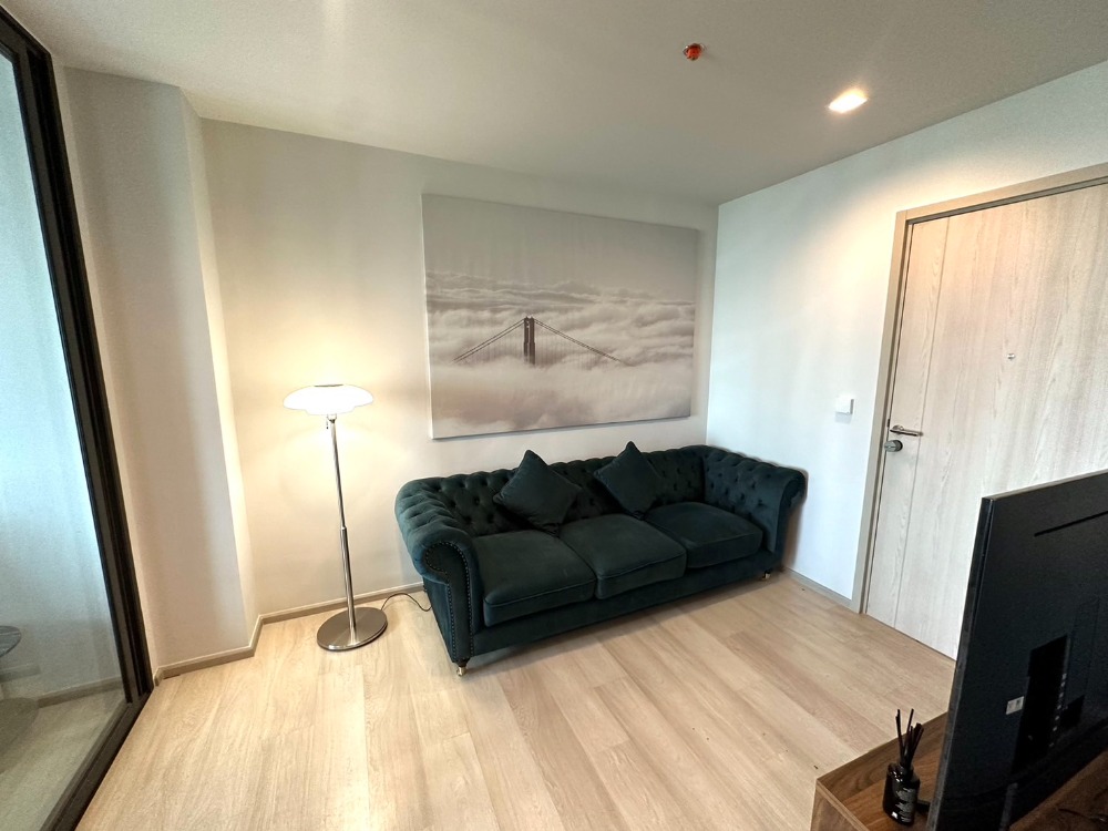 ให้เช่าคอนโดวิทยุ ชิดลม หลังสวน : ให้เช่า 1 ห้องนอน ใกล้ทางด่วน ใจกลางเมือง พร้อมเข้าอยู่