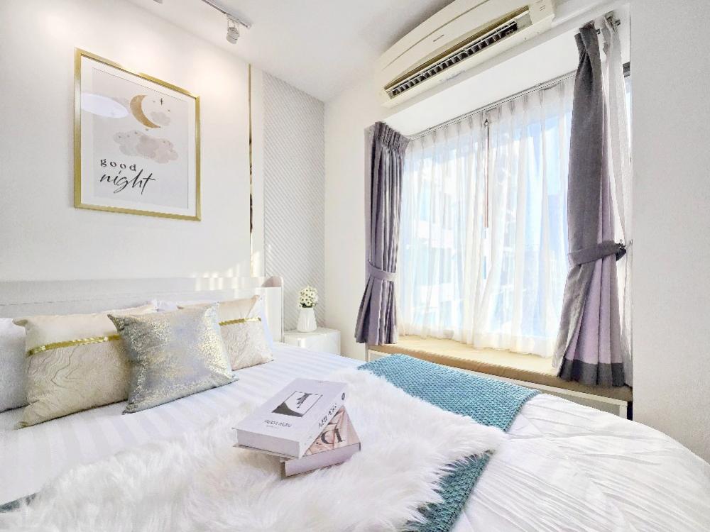 For SaleCondoRamkhamhaeng, Hua Mak : Amarillo is just at the entrance of the alley. No need to wait for multiple transportations until youre tired. Convenience is served to you. Value for money. Save on both rental and transportation costs.. It has to be here.