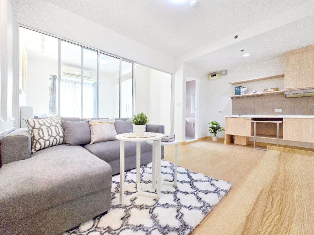 For SaleCondoRamkhamhaeng, Hua Mak : Amarillo is just at the entrance of the alley. No need to wait for multiple transportations until youre tired. Convenience is served to you. Value for money. Save on both rental and transportation costs.. It has to be here.