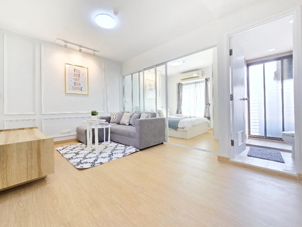 For SaleCondoRamkhamhaeng, Hua Mak : Amarillo is just at the entrance of the alley. No need to wait for multiple transportations until youre tired. Convenience is served to you. Value for money. Save on both rental and transportation costs.. It has to be here.