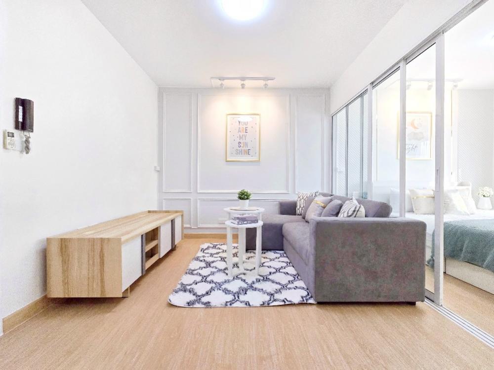 For SaleCondoRamkhamhaeng, Hua Mak : Amarillo is just at the entrance of the alley. No need to wait for multiple transportations until youre tired. Convenience is served to you. Value for money. Save on both rental and transportation costs.. It has to be here.