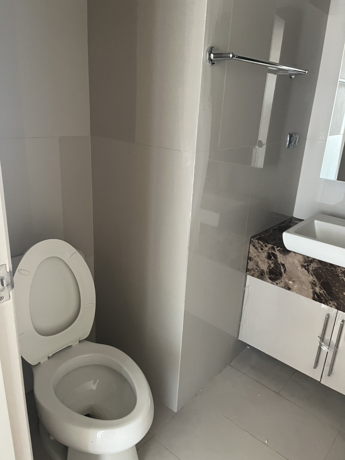 For SaleCondoWongwianyai, Charoennakor : FOR SALE Condo , Fuse Sathorn - Taksin , BTS-Wongwian Yai , Bang Lamphu Lang , Khlong San , Bangkok ,  CX-25161