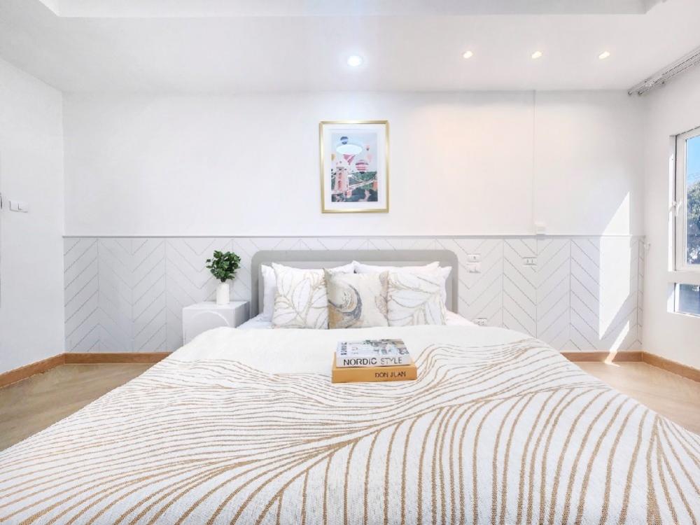 ขายคอนโดรัชดา ห้วยขวาง : ✨️ไม่ต้องแย่งห้องน้ำตอนเช้ากันอีกแล้ว ✨️เพราะที่นี่มี 2 นอน 2 น้ำ😍 Happy สุดๆ😍อยู่คอนโดที่เหมือนอยู่บ้าน ย้ายมาอยู่ทั้งครอบครัวได้เลย‼️