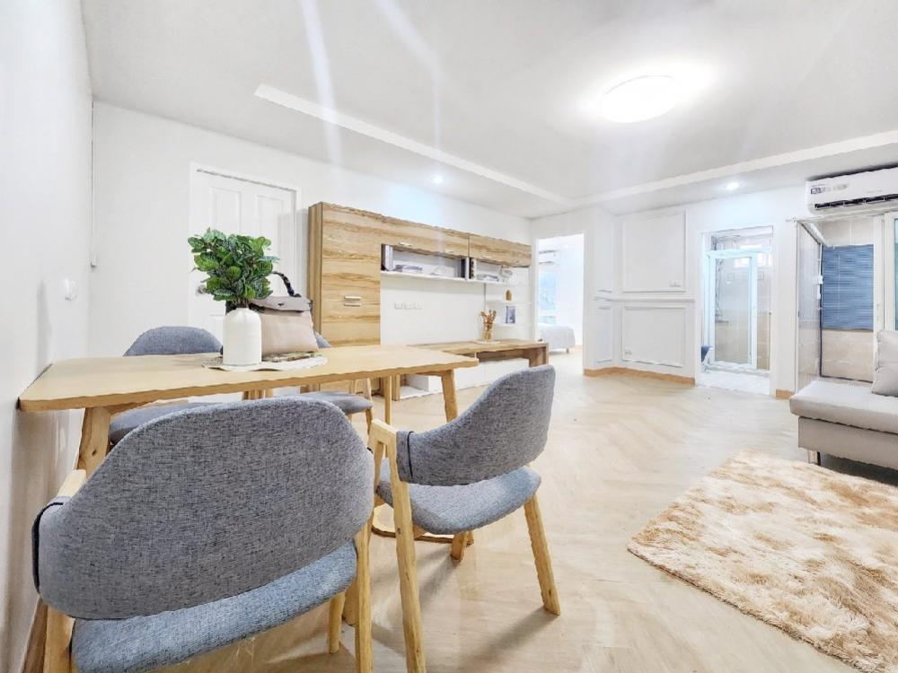 ขายคอนโดรัชดา ห้วยขวาง : ✨️ไม่ต้องแย่งห้องน้ำตอนเช้ากันอีกแล้ว ✨️เพราะที่นี่มี 2 นอน 2 น้ำ😍 Happy สุดๆ😍อยู่คอนโดที่เหมือนอยู่บ้าน ย้ายมาอยู่ทั้งครอบครัวได้เลย‼️