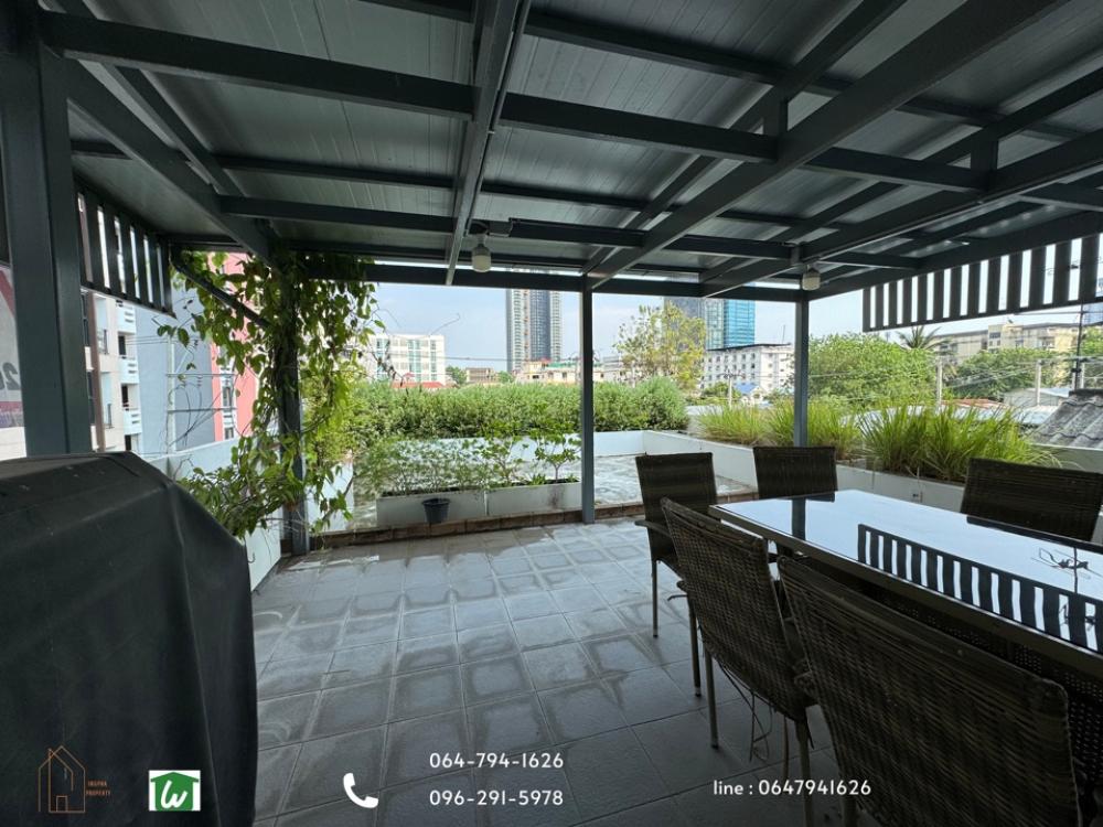 For SaleTownhomeSukhumvit, Asoke, Thonglor : 3-storey Town-style detached house for sale, Ekkamai-Thong Lo in Soi Ekkamai 23, Soi Wat Tax, convenient to access many ways, Soi Thonglor 20 or Soi Ekkamai 21