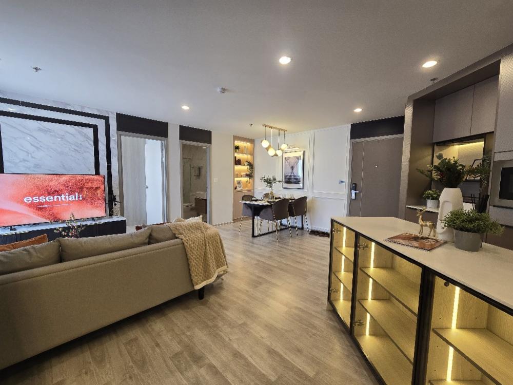 For SaleCondoBangna, Bearing, Lasalle : NEW Penthouse ✨️ 3 bedrooms 84 SQM I Decorated I HIgh floor Ready to Move in.