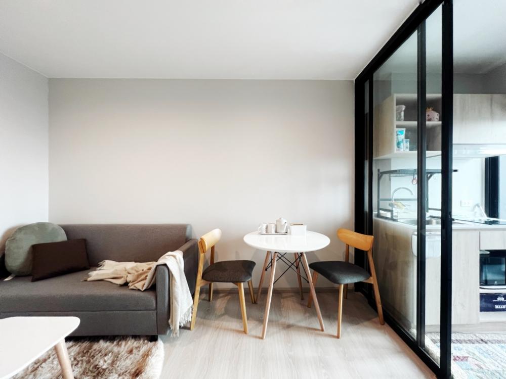 For SaleCondoPattanakan, Srinakarin : 🔥 Best Deal!!! Condo For [ Sale with tenant]  Nue Noble Srinakarin-Lasalle / Fully furnished 1 Bedroom 1 Bath. Very new room. Close to MRT Si Lasalle and Thai-Singapore international