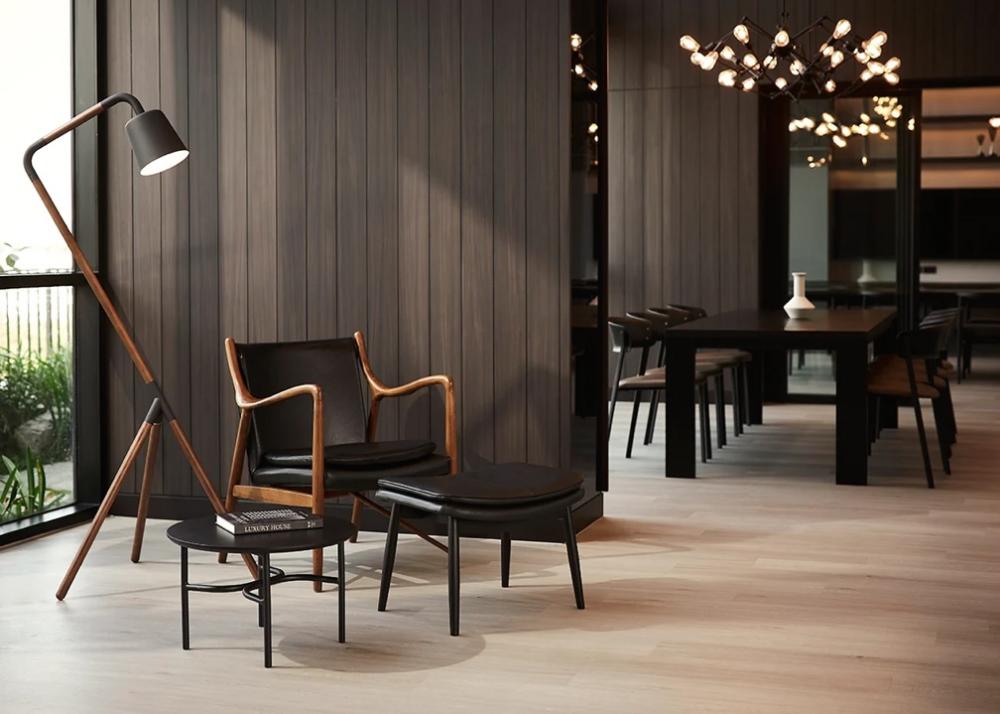 For SaleCondoPattanakan, Srinakarin : 🔥 Best Deal!!! Condo For [ Sale with tenant]  Nue Noble Srinakarin-Lasalle / Fully furnished 1 Bedroom 1 Bath. Very new room. Close to MRT Si Lasalle and Thai-Singapore international