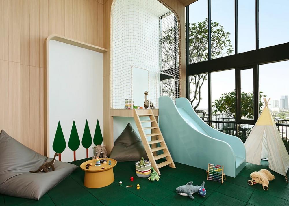 For SaleCondoPattanakan, Srinakarin : 🔥 Best Deal!!! Condo For [ Sale with tenant]  Nue Noble Srinakarin-Lasalle / Fully furnished 1 Bedroom 1 Bath. Very new room. Close to MRT Si Lasalle and Thai-Singapore international