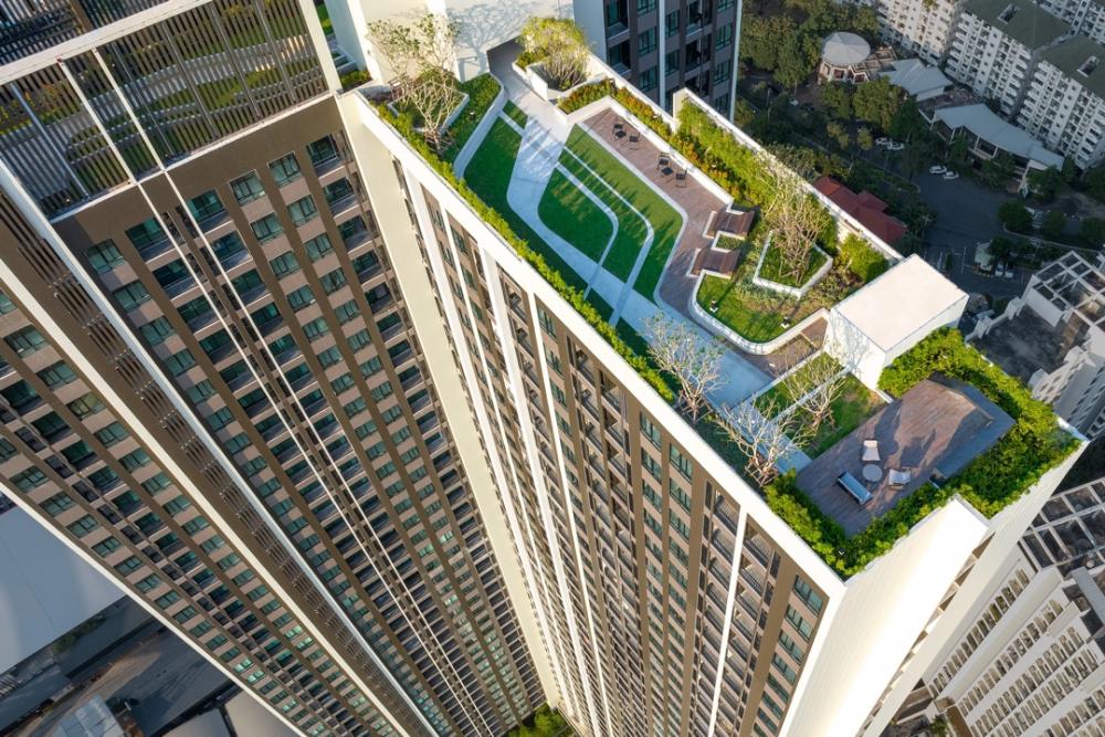 For SaleCondoPattanakan, Srinakarin : 🔥 Best Deal!!! Condo For [ Sale with tenant]  Nue Noble Srinakarin-Lasalle / Fully furnished 1 Bedroom 1 Bath. Very new room. Close to MRT Si Lasalle and Thai-Singapore international