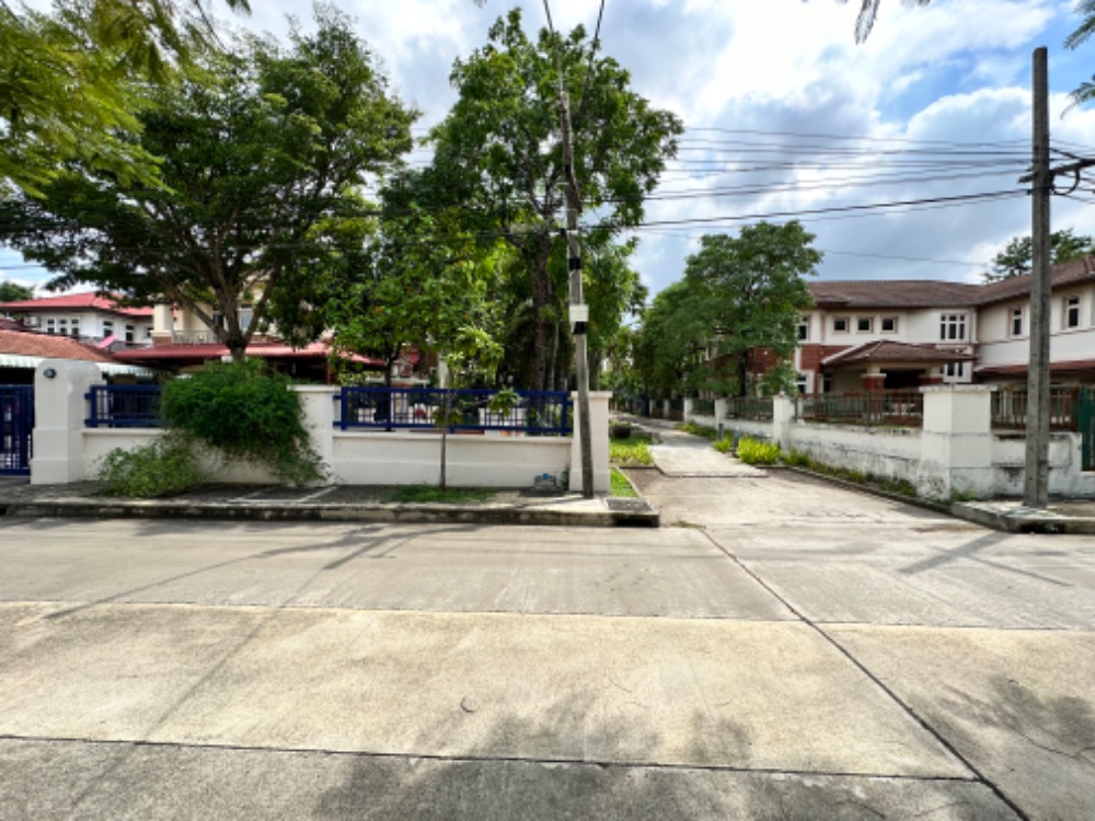 For SaleHouseSamut Prakan,Samrong : House for sale, Nantawan Srinakarin, 257 sq m., 3 bedrooms, 3 bathrooms, 30 million, 064-959-8900