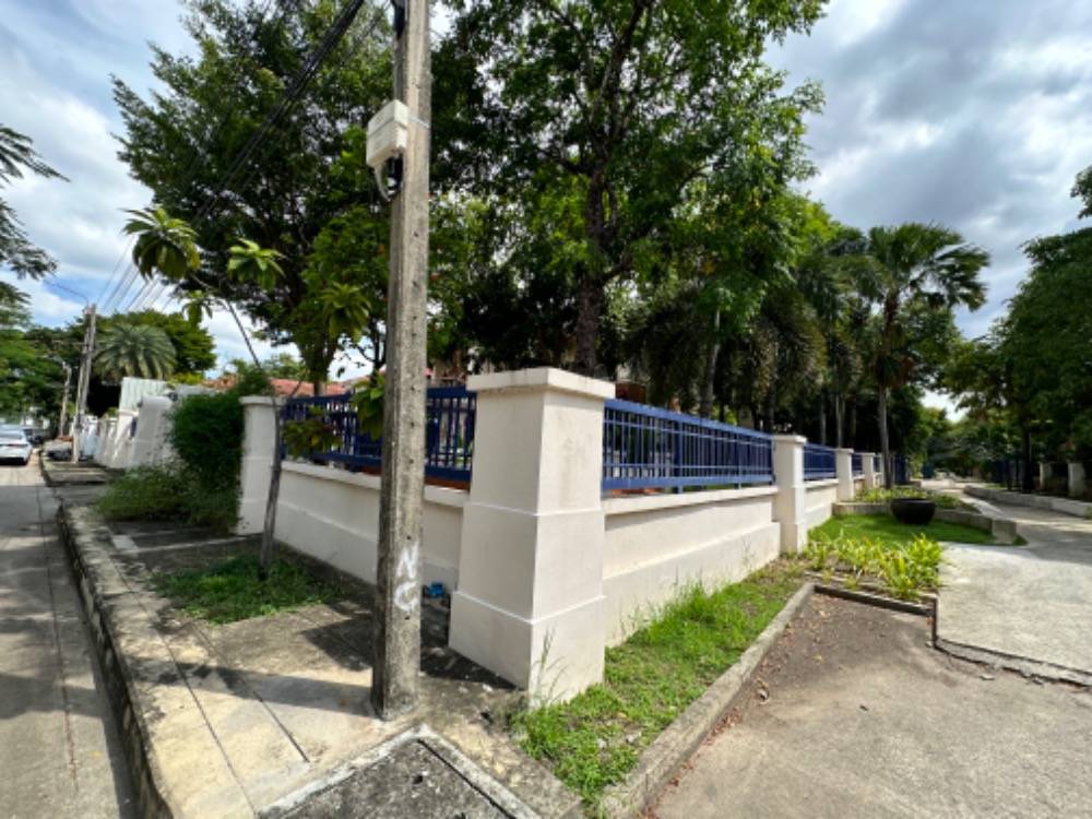 For SaleHouseSamut Prakan,Samrong : House for sale, Nantawan Srinakarin, 257 sq m., 3 bedrooms, 3 bathrooms, 30 million, 064-959-8900