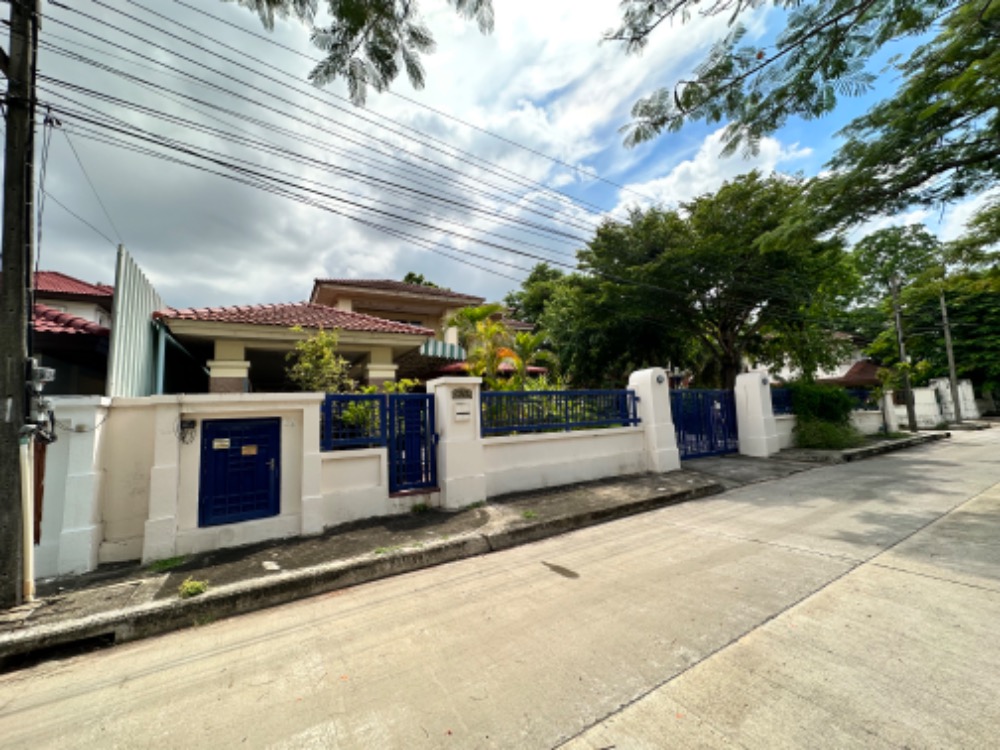 For SaleHouseSamut Prakan,Samrong : House for sale, Nantawan Srinakarin, 257 sq m., 3 bedrooms, 3 bathrooms, 30 million, 064-959-8900