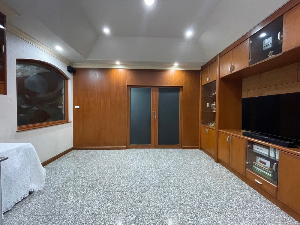 For SaleHouseSamut Prakan,Samrong : House for sale, Nantawan Srinakarin, 257 sq m., 3 bedrooms, 3 bathrooms, 30 million, 064-959-8900