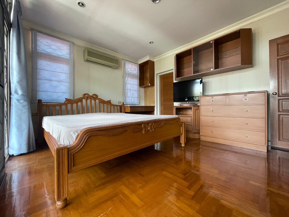 For SaleHouseSamut Prakan,Samrong : House for sale, Nantawan Srinakarin, 257 sq m., 3 bedrooms, 3 bathrooms, 30 million, 064-959-8900