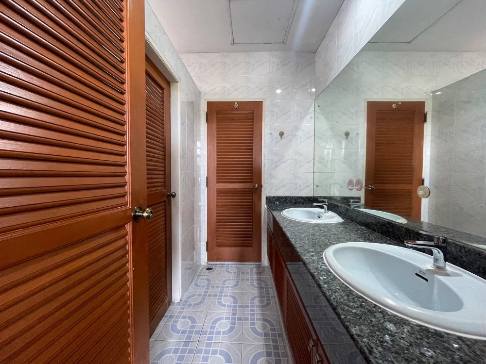 For SaleHouseSamut Prakan,Samrong : House for sale, Nantawan Srinakarin, 257 sq m., 3 bedrooms, 3 bathrooms, 30 million, 064-959-8900