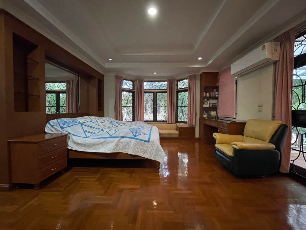 For SaleHouseSamut Prakan,Samrong : House for sale, Nantawan Srinakarin, 257 sq m., 3 bedrooms, 3 bathrooms, 30 million, 064-959-8900