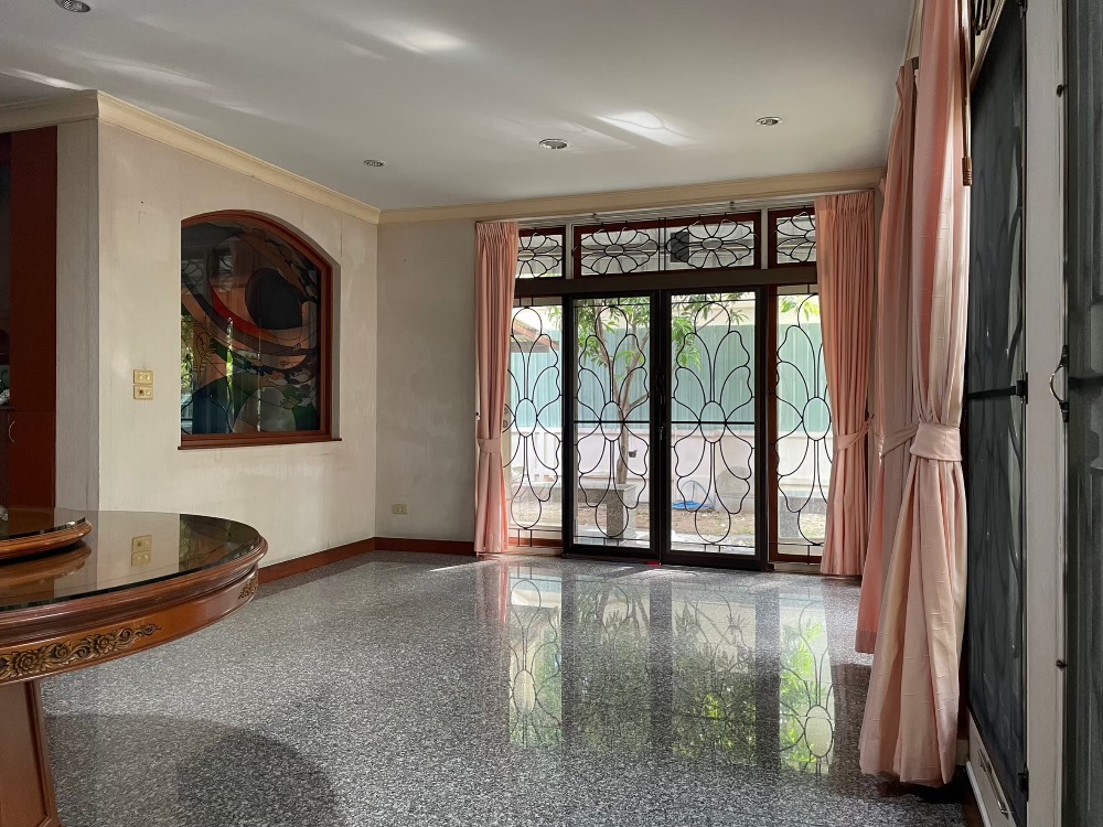 For SaleHouseSamut Prakan,Samrong : House for sale, Nantawan Srinakarin, 257 sq m., 3 bedrooms, 3 bathrooms, 30 million, 064-959-8900