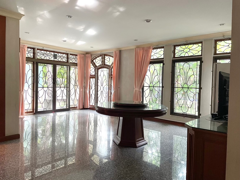 For SaleHouseSamut Prakan,Samrong : House for sale, Nantawan Srinakarin, 257 sq m., 3 bedrooms, 3 bathrooms, 30 million, 064-959-8900