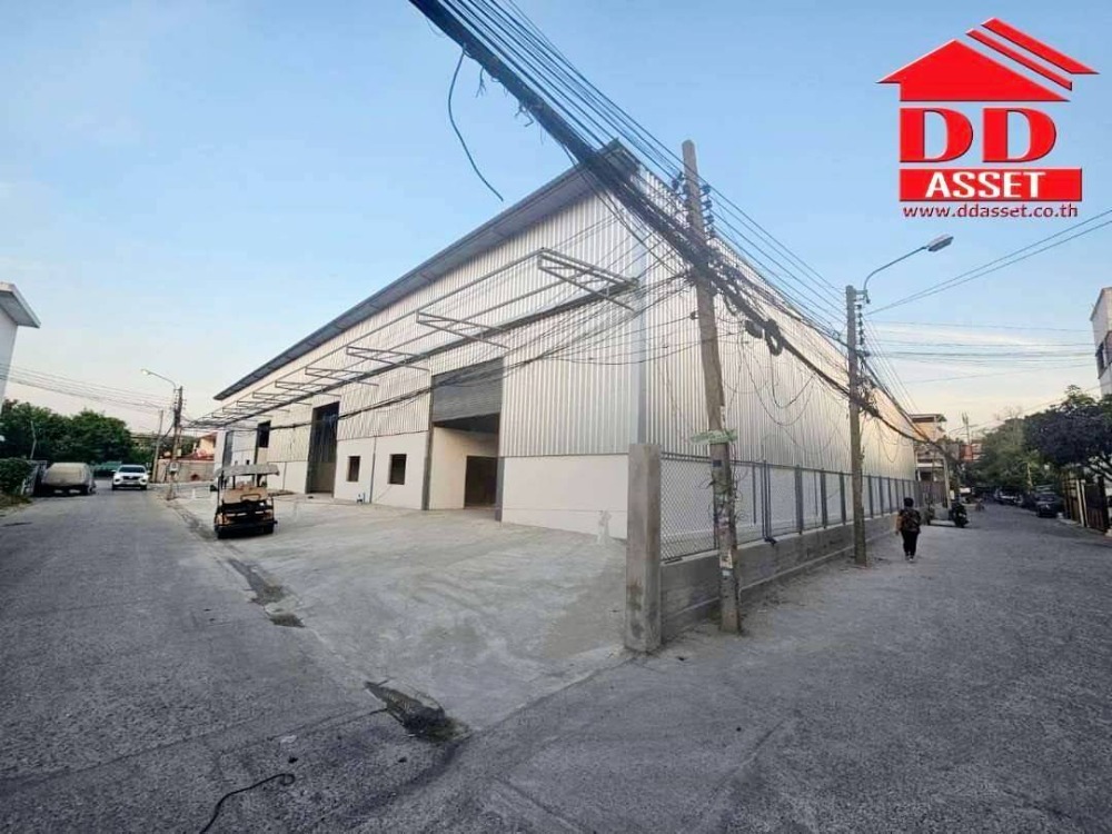 For RentWarehouseSamut Prakan,Samrong : Warehouse for rent, Soi Sridan 1, Intersection 5, 500 meters from Srinakarin Road, code F8004.