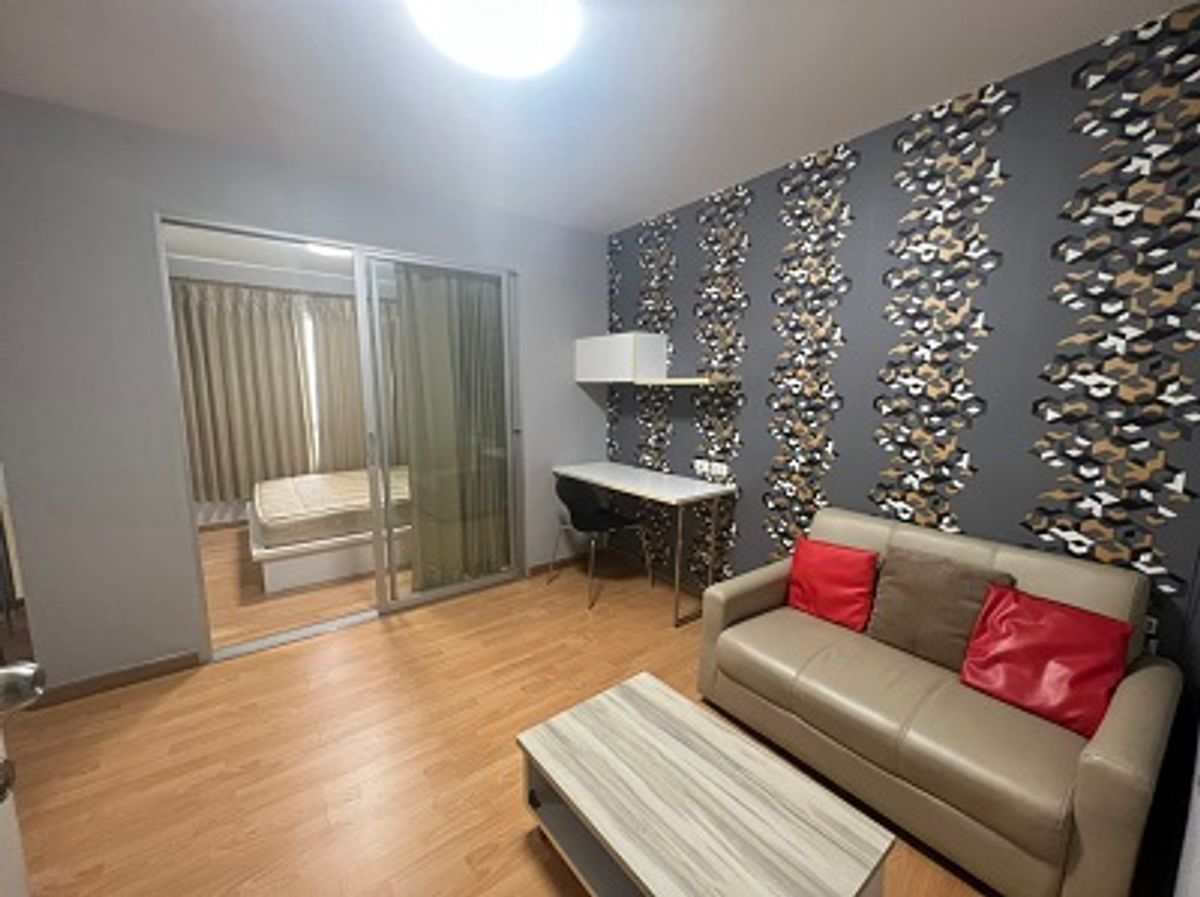 For RentCondoPinklao, Charansanitwong : Condo for rent, The Trust Pinklao, 1 bedroom, 1 bathroom, 15th floor (2 air conditioners + laundry), room in good condition, ready to move in. Happy to take you to see the actual room first. Call 0946245941